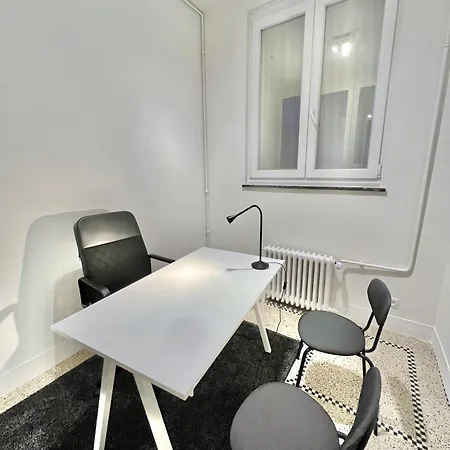 Luxury Bruxelles Center アパート